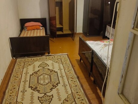 28 Mayda 1 otaqlı həyət evi kirayə verilir, 35 m², 400 AZN/ay, şəkil 2 / 5