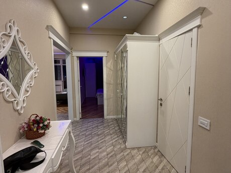 2-room new-build apartment for sale in Qara Qarayev, 78 m², 249 900 AZN, photo 2 / 12