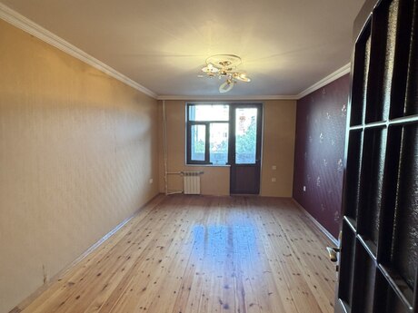 3-room old-build apartment for sale in Həzi Aslanov, 70 m², 165 000 AZN, photo 3 / 8