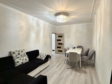 2-room old-build apartment for sale in Həzi Aslanov, 65 m², 159 900 AZN, photo 2 / 12