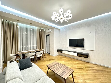 2 otaq · 85 m² · 14/15 mərtəbə, Qara Qarayev