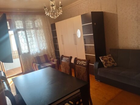 Memar Əcəmidə 2 otaqlı köhnə tikili mənzil satılır, 45 m², 105 000 AZN, şəkil 2 / 9
