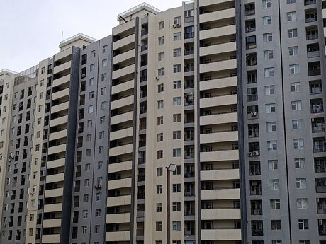 3-комн. · 140 m²