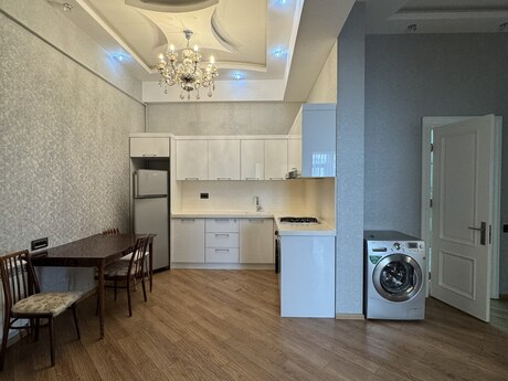 Продаётся 3-комнатная квартира в новостройке, İnşaatçılar, 105 м², 290 000 AZN, фото 4 / 12