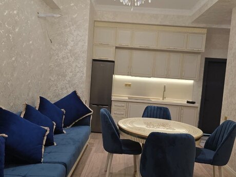 Сдаётся 2-комнатная квартира в новостройке, Ağ şəhər, 55 м², 1 550 AZN/мес, фото 2 / 12