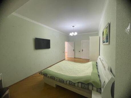 Сдаётся 3-комнатная квартира в новостройке, 8 Noyabr, 150 м², 1 100 AZN/мес, фото 3 / 12
