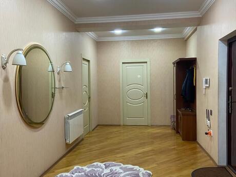Elan №6566611 - Bakı, 8 Noyabr m., 3 otaqlı, 160 m², 14/18 mərtəbə