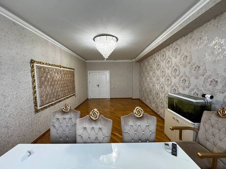 Продаётся 3-комнатная квартира в новостройке, Azadlıq Prospekti, 107 м², 295 000 AZN, фото 3 / 12