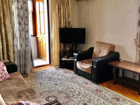 2-room old-build apartment for rent in Qara Qarayev, 52 m², 500 AZN/mo, photo 5 / 7