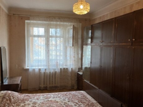 Memar Əcəmidə 3 otaqlı köhnə tikili mənzil satılır, 75 m², 175 000 AZN, şəkil 2 / 5