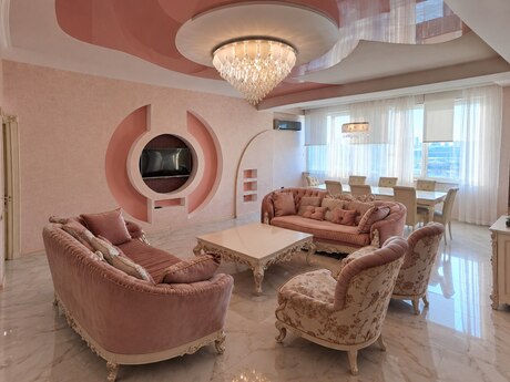 Elan №6450188 - Bakı, Şah İsmayıl Xətai m., 3 otaqlı, 180 m², 17/18 mərtəbə