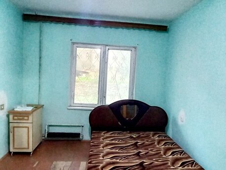 Сдаётся 2-комнатная квартира в старом фонде, Yeni Günəşli, 56 м², 350 AZN/мес, фото 3 / 9