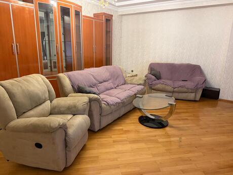 3-room new-build apartment for rent in Neftçilər, 150 m², 800 AZN/mo, photo 4 / 10
