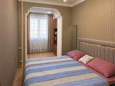 Gənclikdə 3 otaqlı köhnə tikili mənzil satılır, 90 m², 238 000 AZN, şəkil 4 / 10