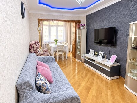 3 otaq · 80 m² · 4/9 mərtəbə, Xalqlar Dostluğu