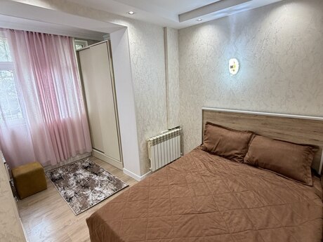 Gənclikdə 2 otaqlı köhnə tikili mənzil kirayə verilir, 40 m², 600 AZN/ay, şəkil 5 / 12
