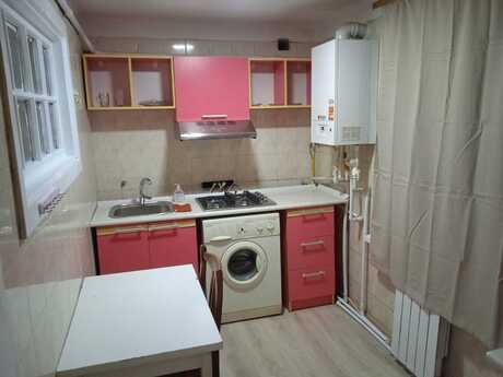 Bayılda 2 otaqlı köhnə tikili mənzil kirayə verilir, 60 m², 599 AZN/ay, şəkil 5 / 9
