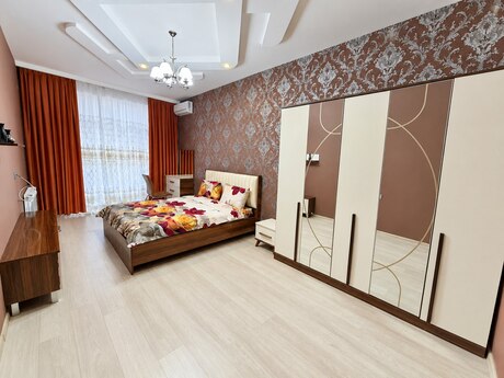 Elan №6451849 - Bakı, Şah İsmayıl Xətai m., 2 otaqlı, 110 m², 22/24 mərtəbə