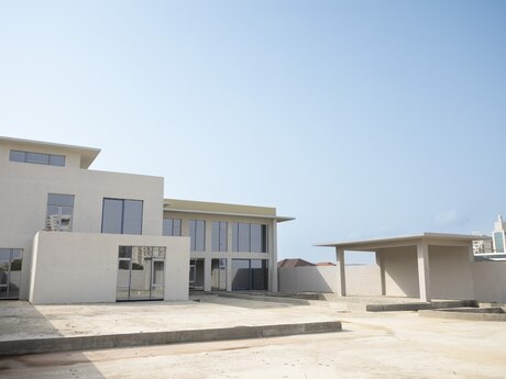 12-комн. · 750 m², Badamdar