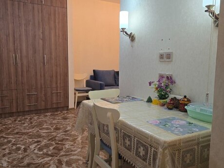 Объявление №6567515 - Баку, пос. Аг шехер, 2-комн., 55 м², 2/8 этаж