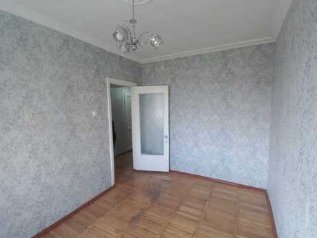 Elan №6567566 - Bakı, Həzi Aslanov m., 3 otaqlı, 70 m², 5/5 mərtəbə