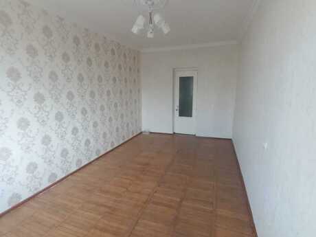 3-room old-build apartment for sale in Həzi Aslanov, 70 m², 153 000 AZN, photo 3 / 12