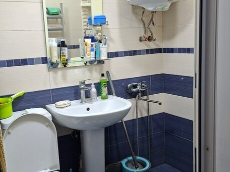 2-room old-build apartment for sale in Həzi Aslanov, 50 m², 125 000 AZN, photo 4 / 10