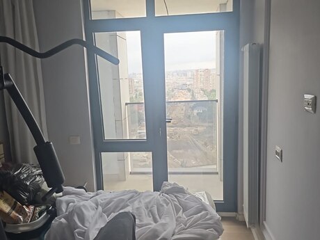 Bakmildə 3 otaqlı yeni tikili mənzil kirayə verilir, 95 m², 900 AZN/ay, şəkil 2 / 12