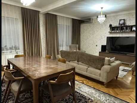 5 otaqlı mənzil, 135 m², Azadlıq Prospekti, 300 000 AZN