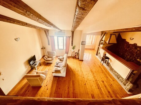 Сдаётся 2-комнатная квартира в старом фонде, Sahil, 110 м², 1 300 AZN/мес, фото 2 / 12