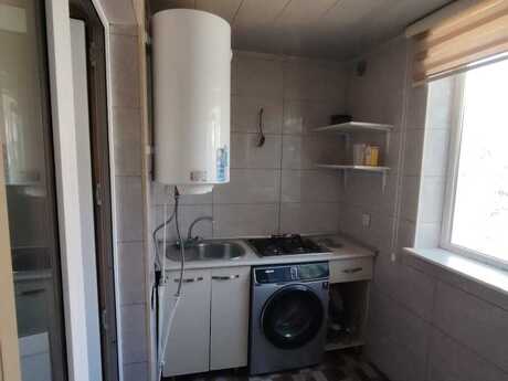 Сдаётся 2-комнатная квартира в старом фонде, Neftçilər, 40 м², 500 AZN/мес, фото 5 / 8