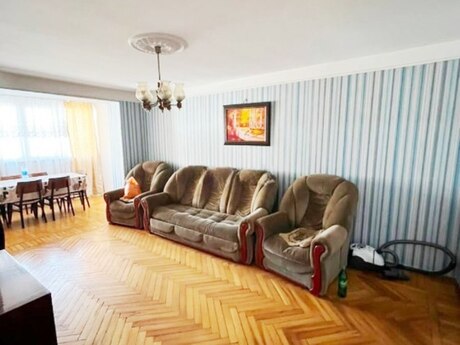 Объявление №6567809 - Баку, м. Элмляр Академиясы, 3-комн., 75 м², 4/5 этаж