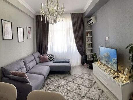 Elan №6567842 - Bakı, Qaraçuxur q., 2 otaqlı, 60 m², 8/16 mərtəbə