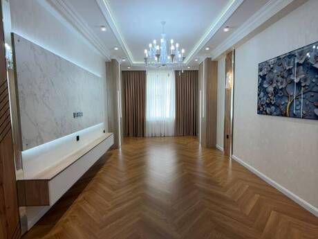 3-room apartment, 120 m², Həzi Aslanov, 355 000 AZN