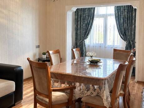 3-room old-build apartment for sale in Həzi Aslanov, 85 m², 180 000 AZN, photo 2 / 11