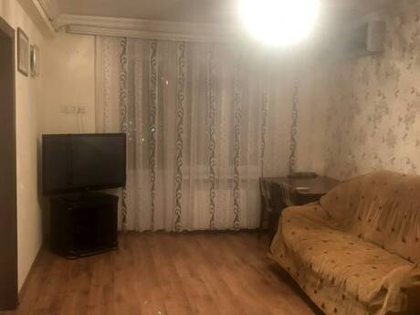 Продаётся 3-комнатная квартира в старом фонде, Qara Qarayev, 85 м², 170 000 AZN, фото 4 / 5