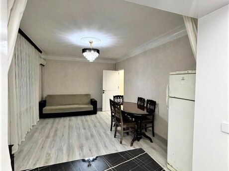 2-room old-build apartment for sale in Həzi Aslanov, 40 m², 123 000 AZN, photo 2 / 12