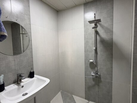 Nəriman Nərimanovda 2 otaqlı yeni tikili mənzil satılır, 46 m², 105 000 AZN, şəkil 5 / 12