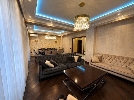 Объявление №6568206 - Баку, пос. Аг шехер, 5-комн., 200 м², 7/8 этаж