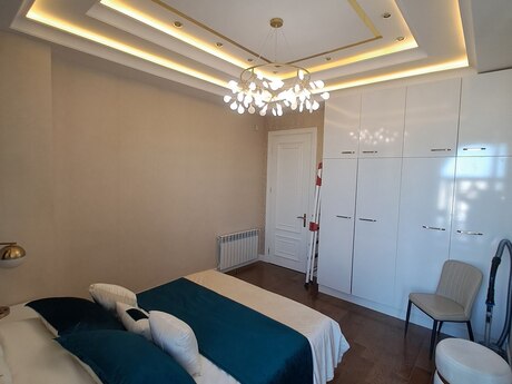 Neftçilərdə 3 otaqlı yeni tikili mənzil satılır, 135 m², 295 000 AZN, şəkil 5 / 12