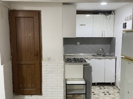 Elmlər Akademiyasında 1 otaqlı köhnə tikili mənzil kirayə verilir, 25 m², 500 AZN/ay, şəkil 5 / 8