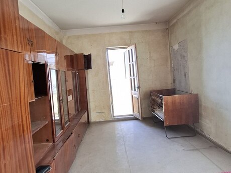 Azadlıq Prospektidə 3 otaqlı köhnə tikili mənzil satılır, 90 m², 225 000 AZN, şəkil 3 / 12