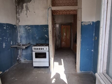 Azadlıq Prospektidə 3 otaqlı köhnə tikili mənzil satılır, 90 m², 225 000 AZN, şəkil 4 / 12