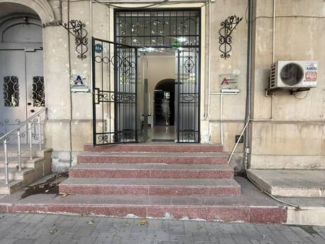 Объявление №6568479 - Баку, м. Ичеришехер, 4-комн., 105 м²