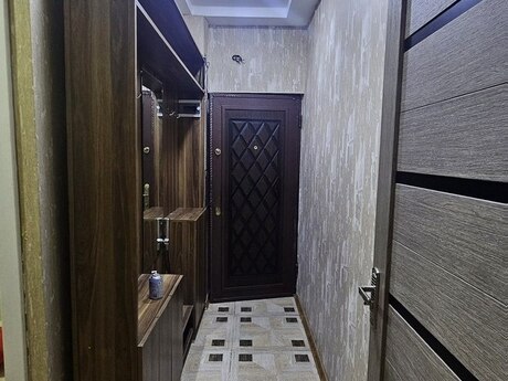 Azadlıq Prospektidə 2 otaqlı köhnə tikili mənzil kirayə verilir, 55 m², 597 AZN/ay, şəkil 2 / 12