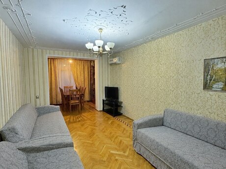 Объявление №6568510 - Баку, Бинагадинский р., 2-комн., 60 м², 3/5 этаж