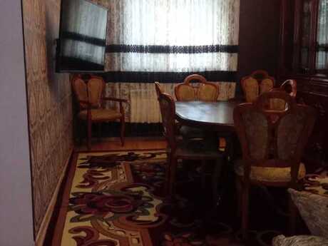 Elmlər Akademiyasında 3 otaqlı köhnə tikili mənzil satılır, 70 m², 75 500 AZN, şəkil 2 / 12