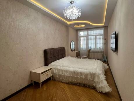 5-room new-build apartment for sale in Nəsimi, 200 m², 395 000 AZN, photo 2 / 11