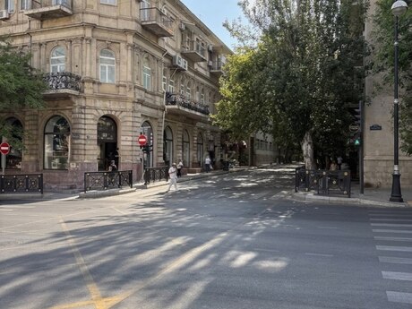 Объявление №6568629 - Баку, м. 28 мая, 4-комн., 80 м², 1/3 этаж