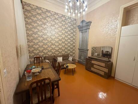 Elan №6568660 - Bakı, Nizami m., 2 otaqlı, 65 m², 1/3 mərtəbə